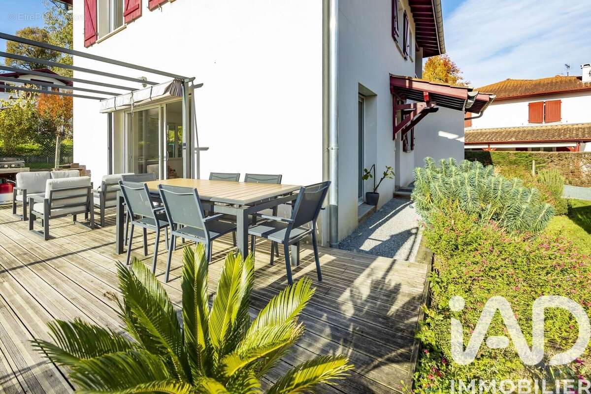 Photo 6 - Maison à BRISCOUS