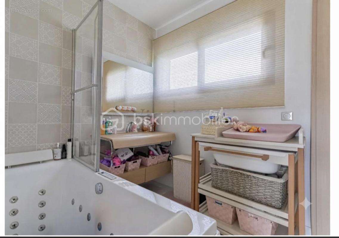 Maison contemporaine- 8 pièces -4 chambres - photo 10