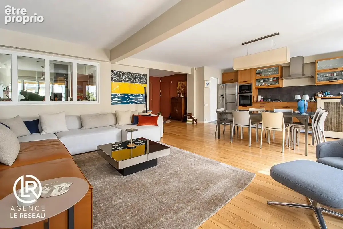 Appartement familial et lumineux en parfait état situé dans le quartier Ternes - photo 3