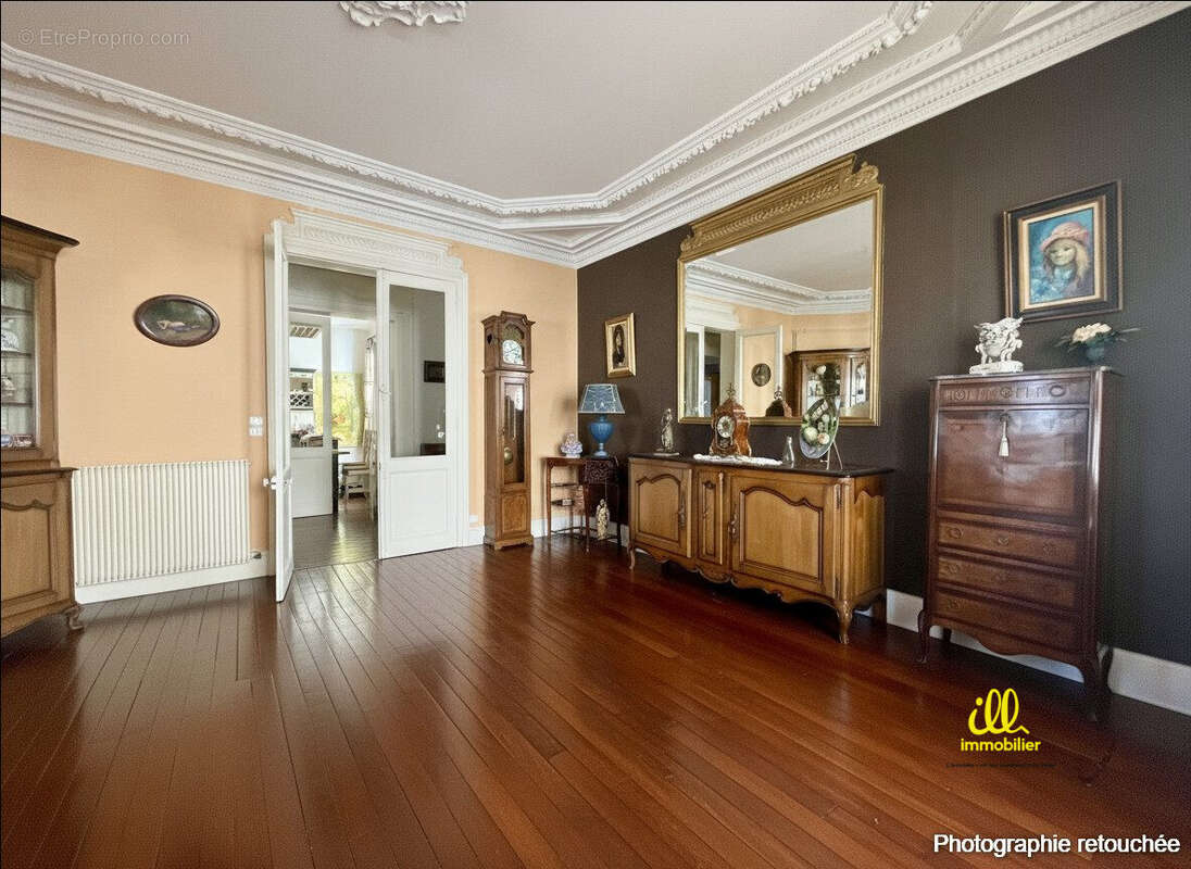 Appartement à CHARLEVILLE-MEZIERES