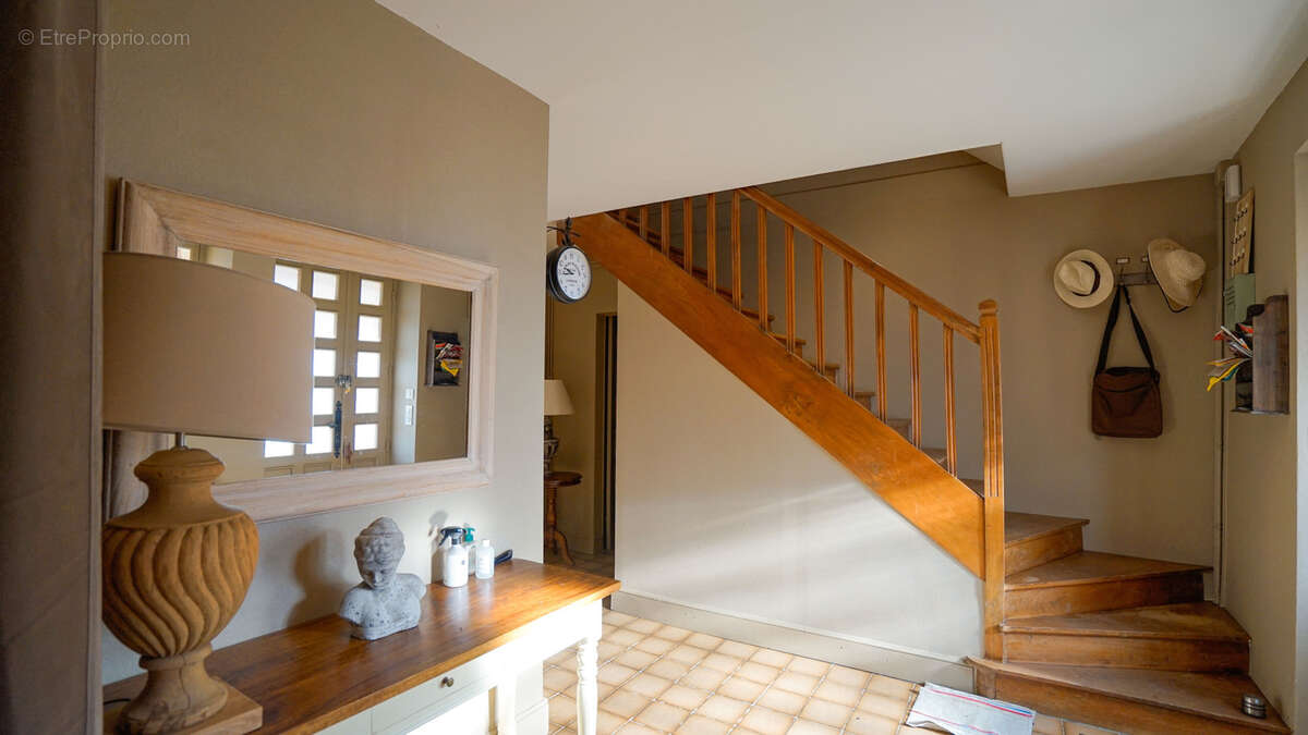 Maison à SAUZET
