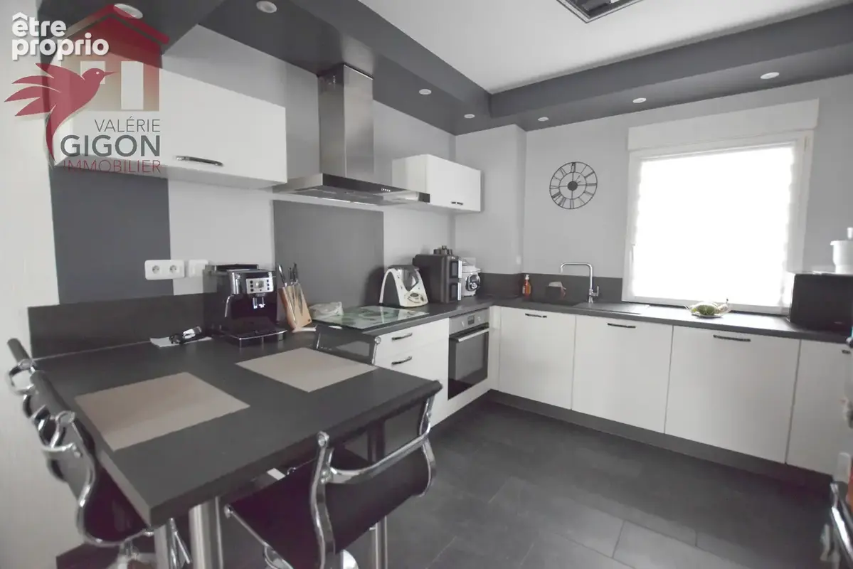 SUPERBE APPARTEMENT F5 DUPLEX spacieux et lumineux de plain-pied sur terrasse et jardin... idéal pour profiter - photo 2