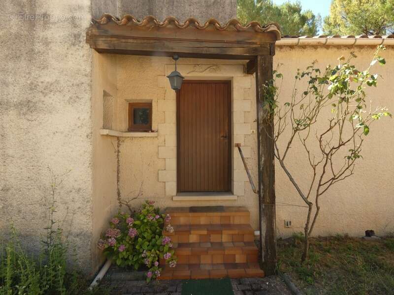 Maison à MOULES-ET-BAUCELS