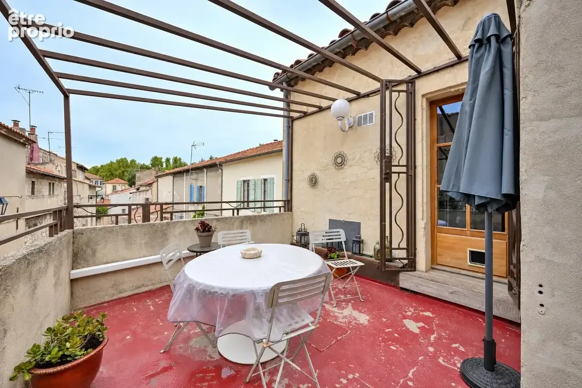 EXCLUSIVITÉ – Exceptionnel appartement esprit LOFT avec terrasse en centre historique d'Arles - photo 3