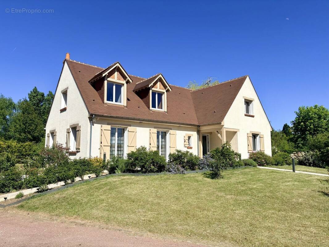 Maison à SAINT-DENIS-EN-VAL