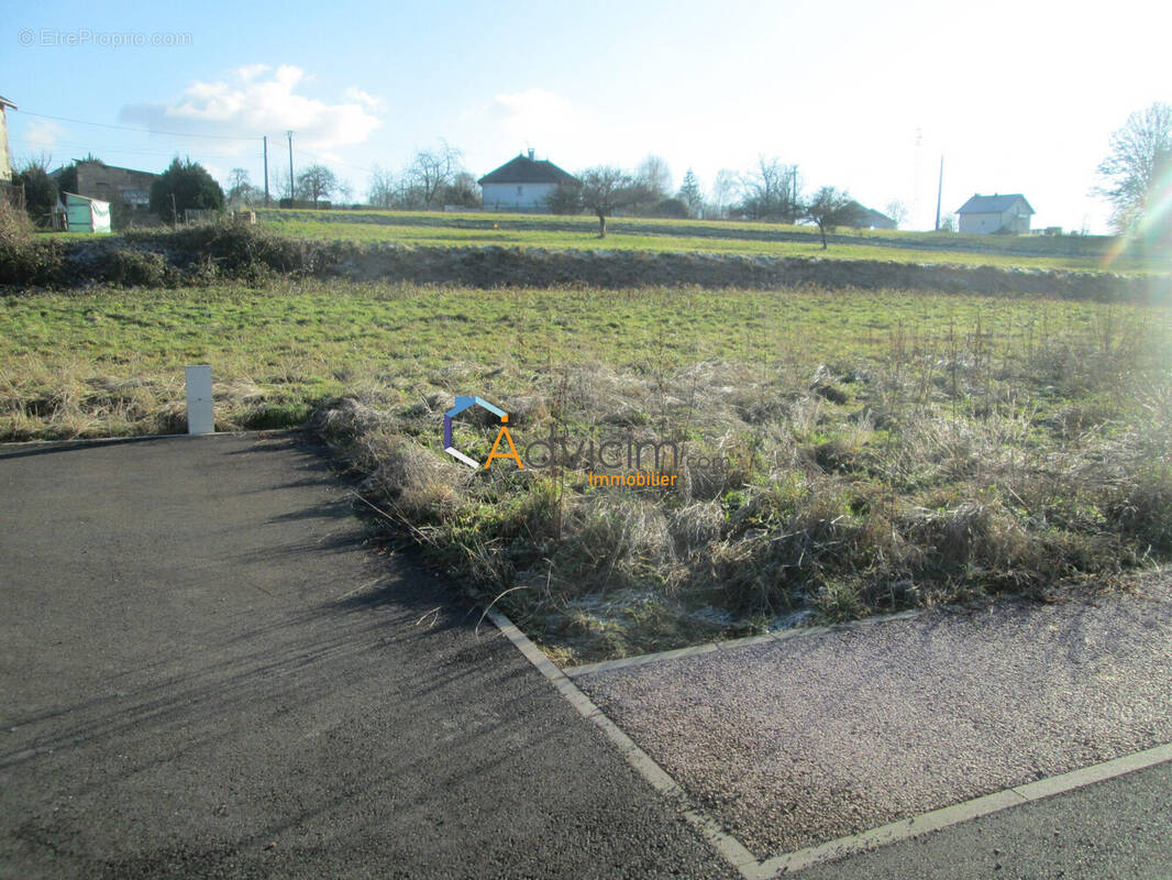 Terrain à FOUGEROLLES