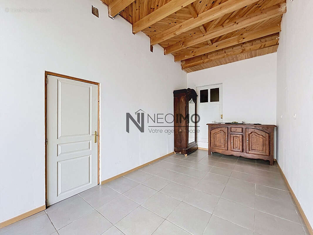 Maison Vouxey 3 pièce(s) 254.73 m2 - photo 2