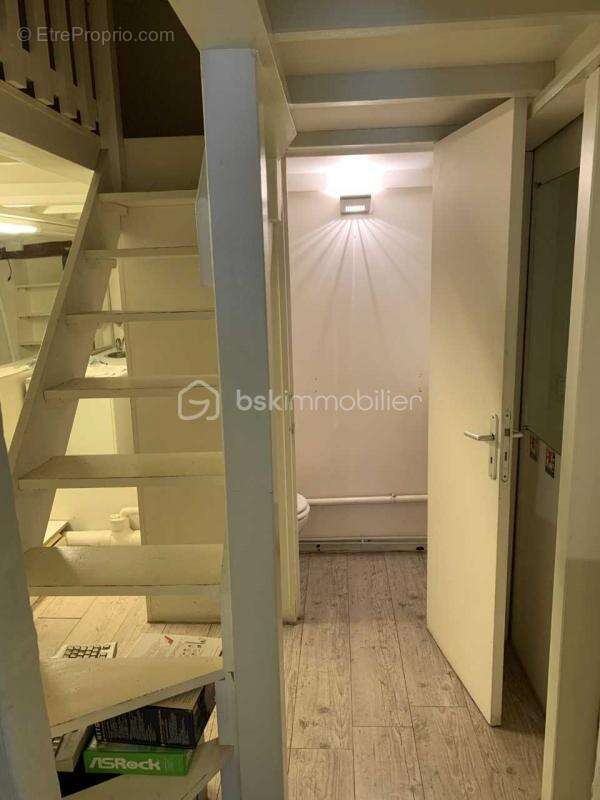 Commerce à PARIS-1E