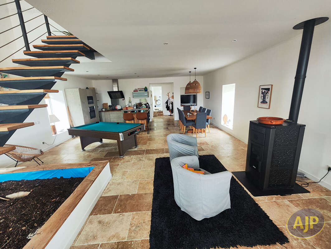 Maison à SAINT-MICHEL-EN-L&#039;HERM