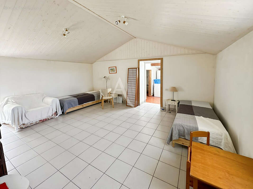 Maison à LE PERRIER