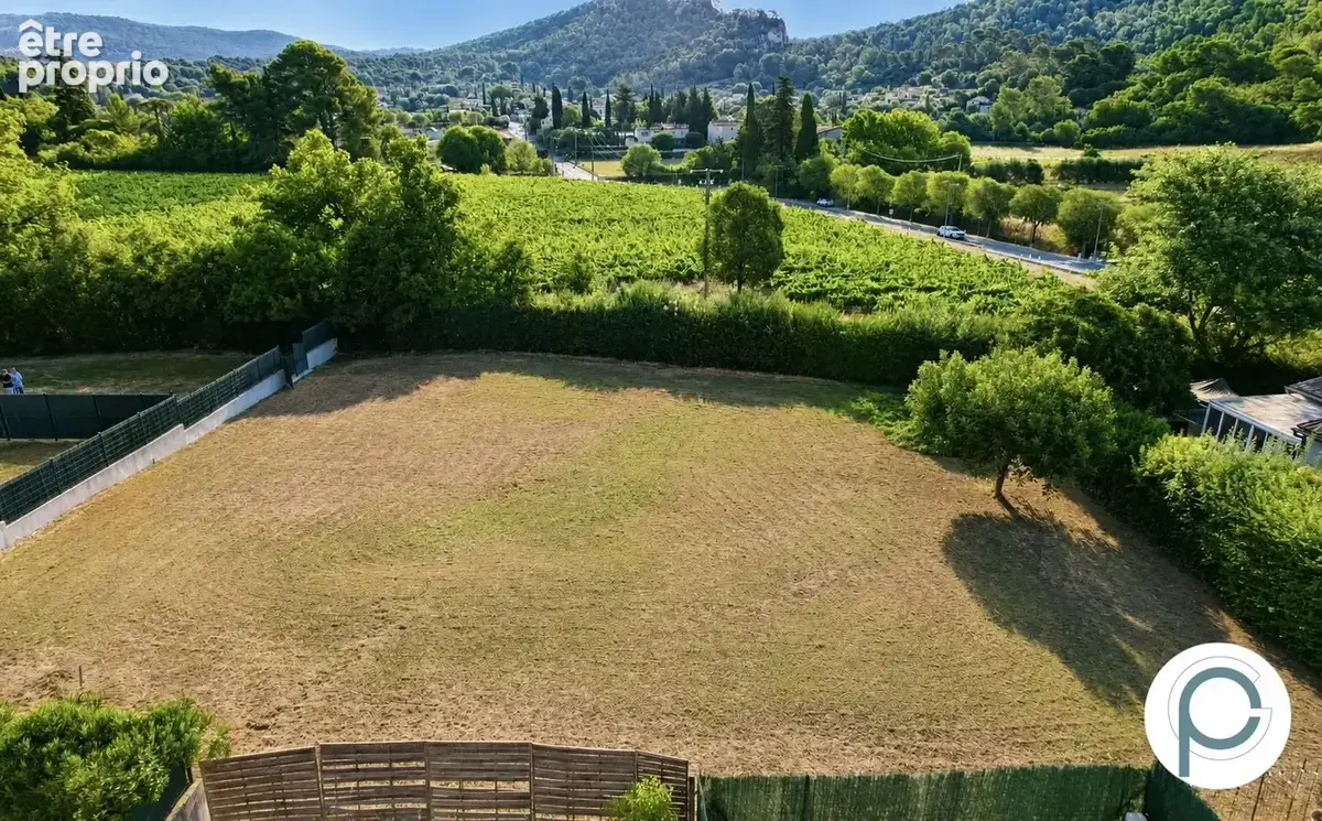 Sainte Anne d'Evenos - Terrain constructible de 2376 m² - photo 3
