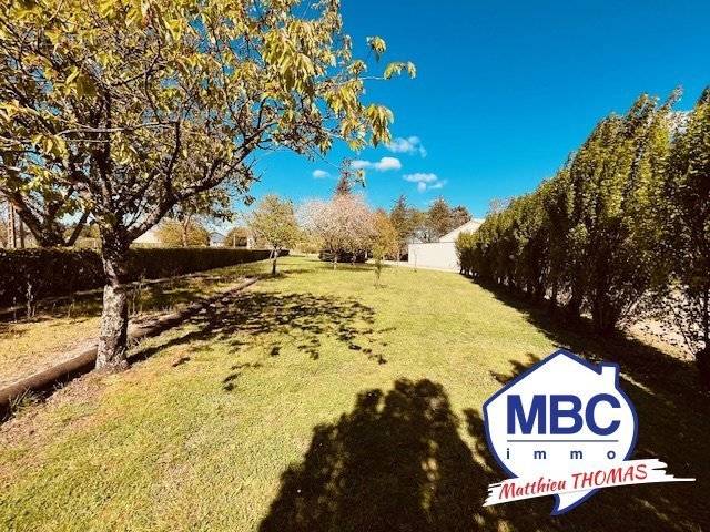 Terrain à LA BOISSIERE-DU-DORE