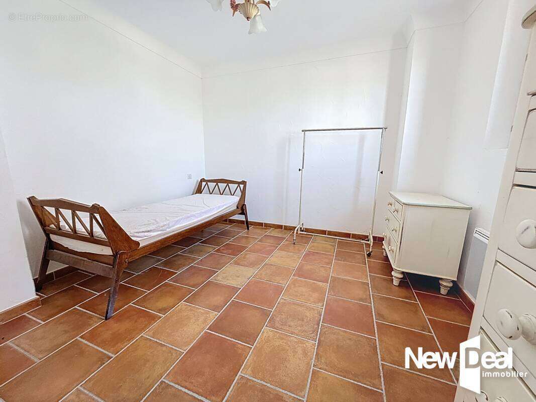 Maison à MONTAUROUX