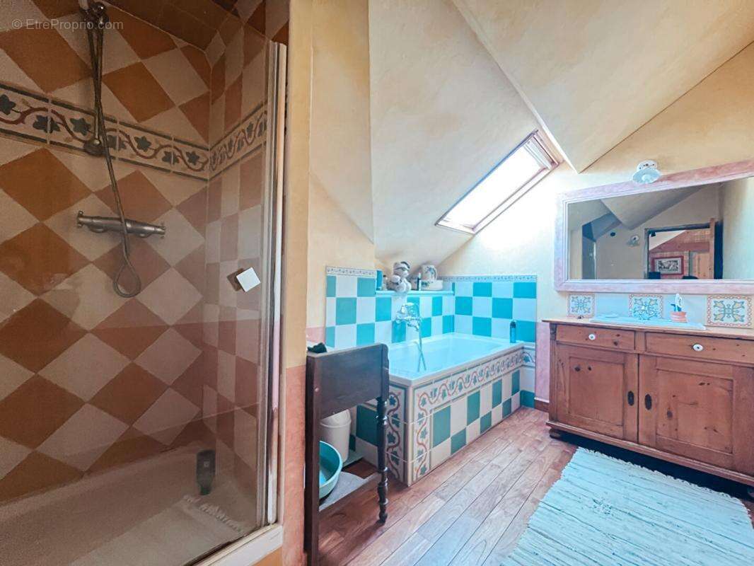 Maison à LA CHAPELLE-SUR-ERDRE