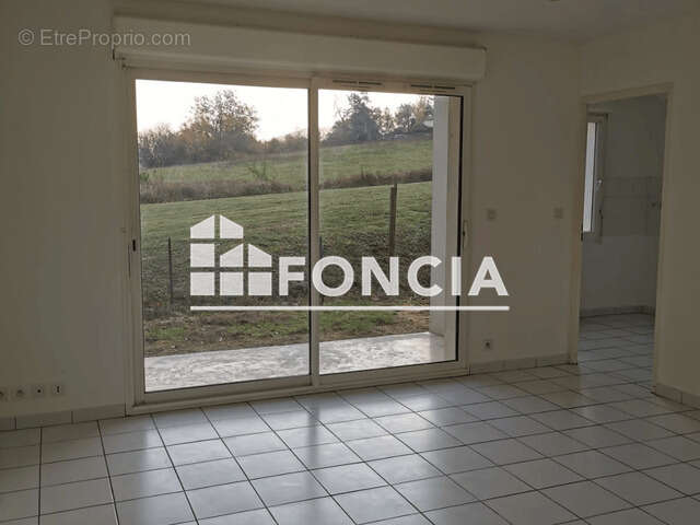 Appartement à PUJOLS