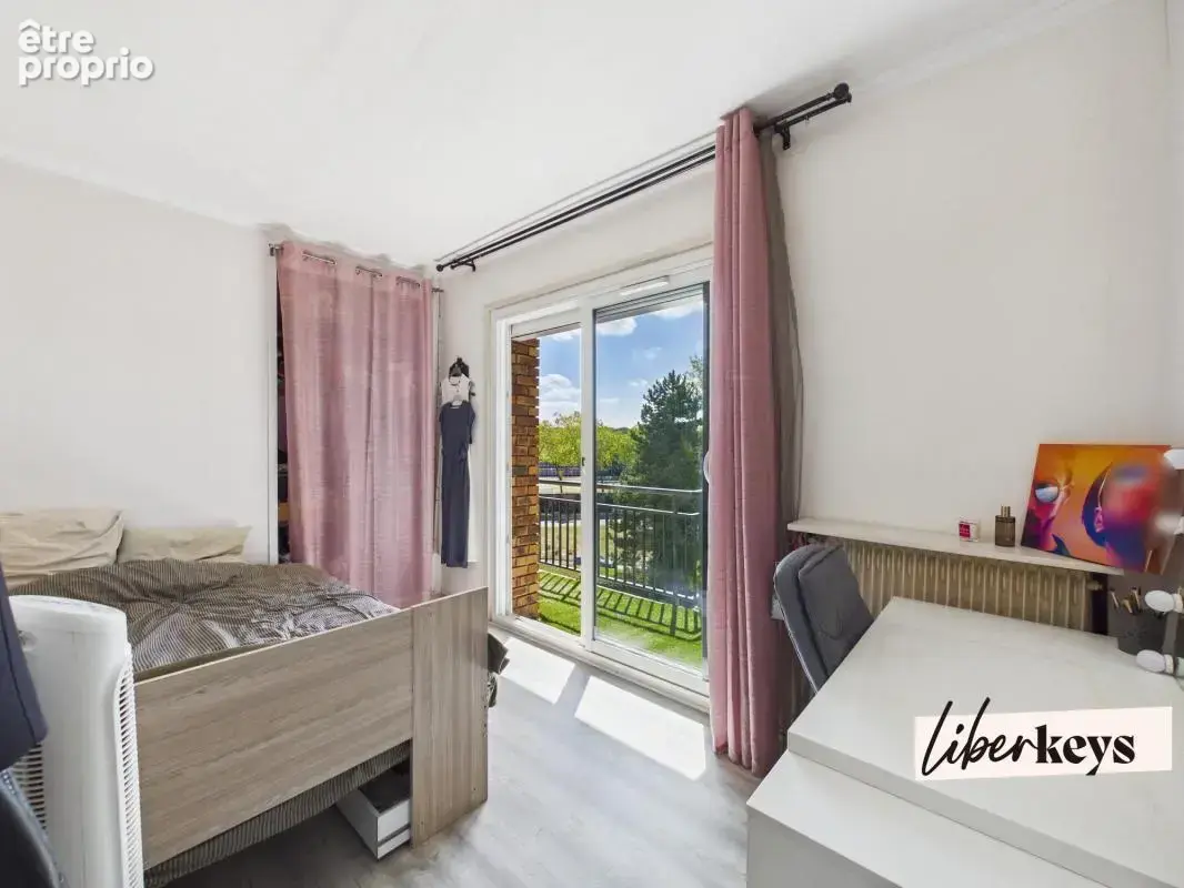 Maurepas – 3 pièces lumineux avec balcon de 12 m², ascenseur et gare à pied - photo 16