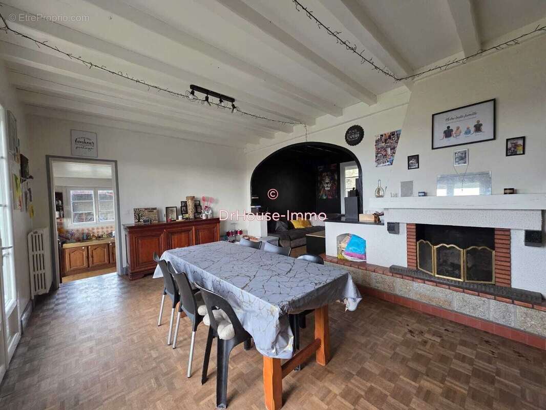 Maison à CHAILLE-LES-MARAIS