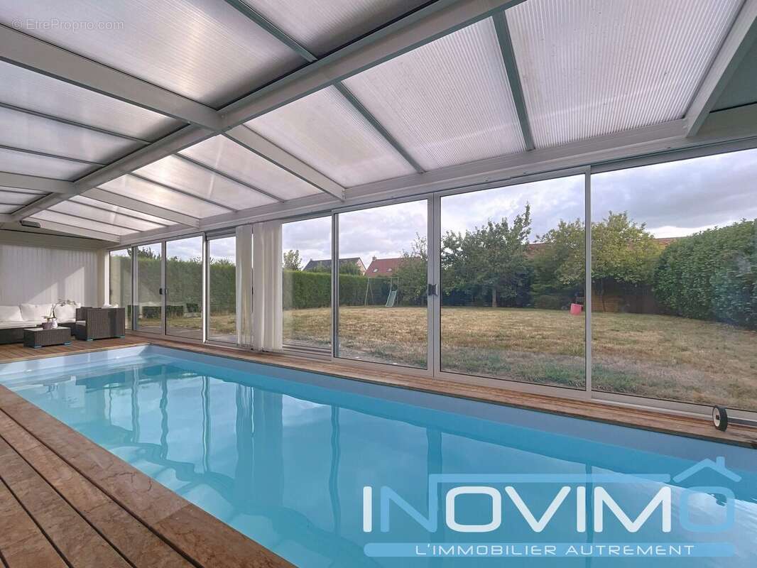 Maison à CAPPELLE-BROUCK