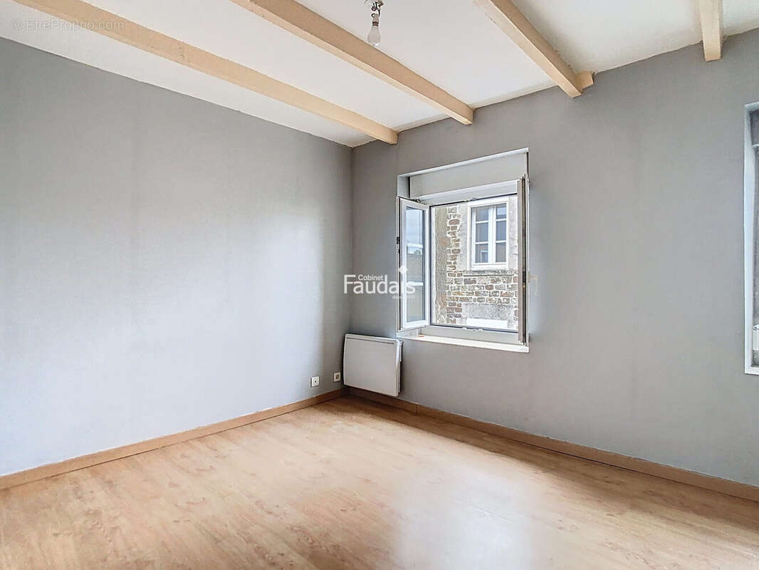 Maison 71 m² à La Haye-Du-Puits  - photo 8