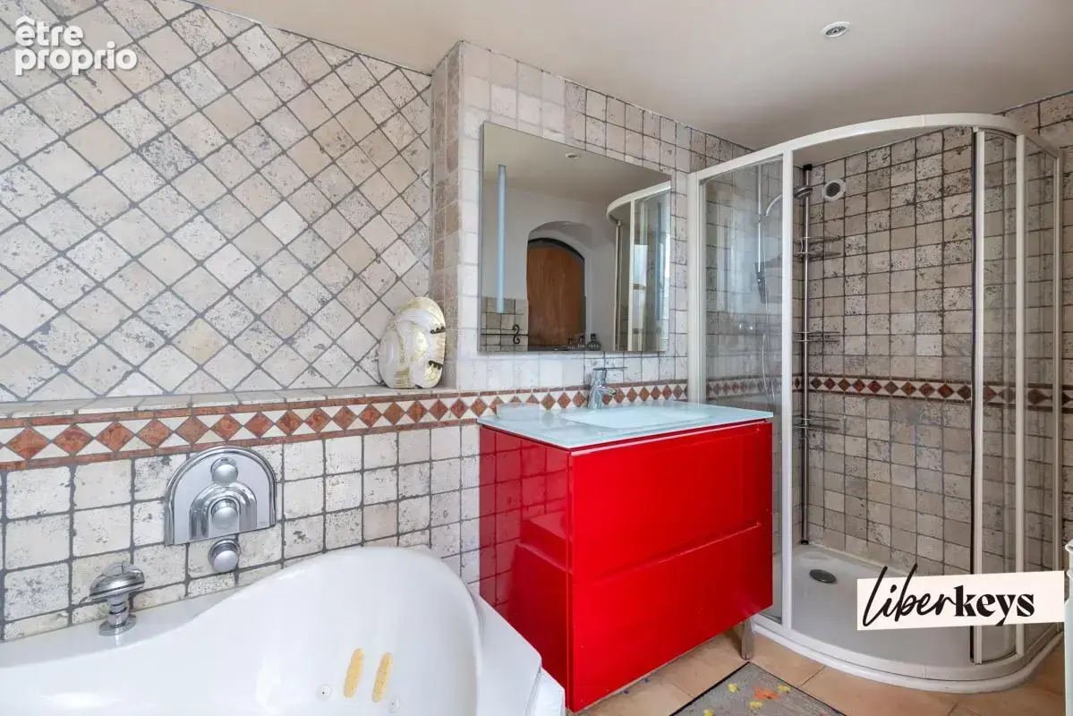 Corniche du Faron, superbe villa vue mer 200m2 sur les hauteurs - photo 12