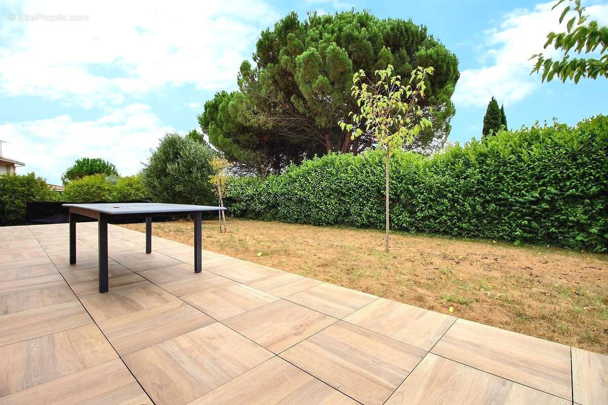 Maison à RAMONVILLE-SAINT-AGNE