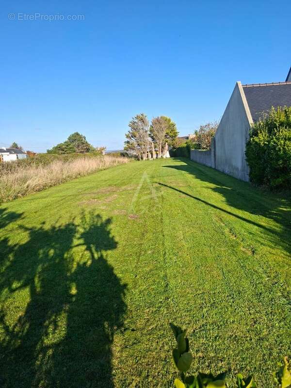 Terrain à CAMARET-SUR-MER