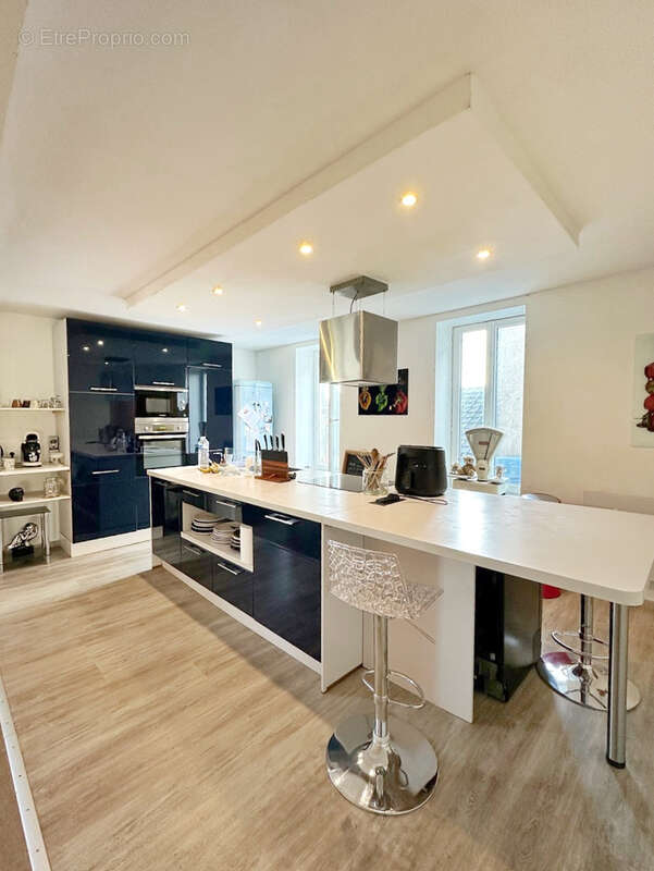 Maison à BARAQUEVILLE