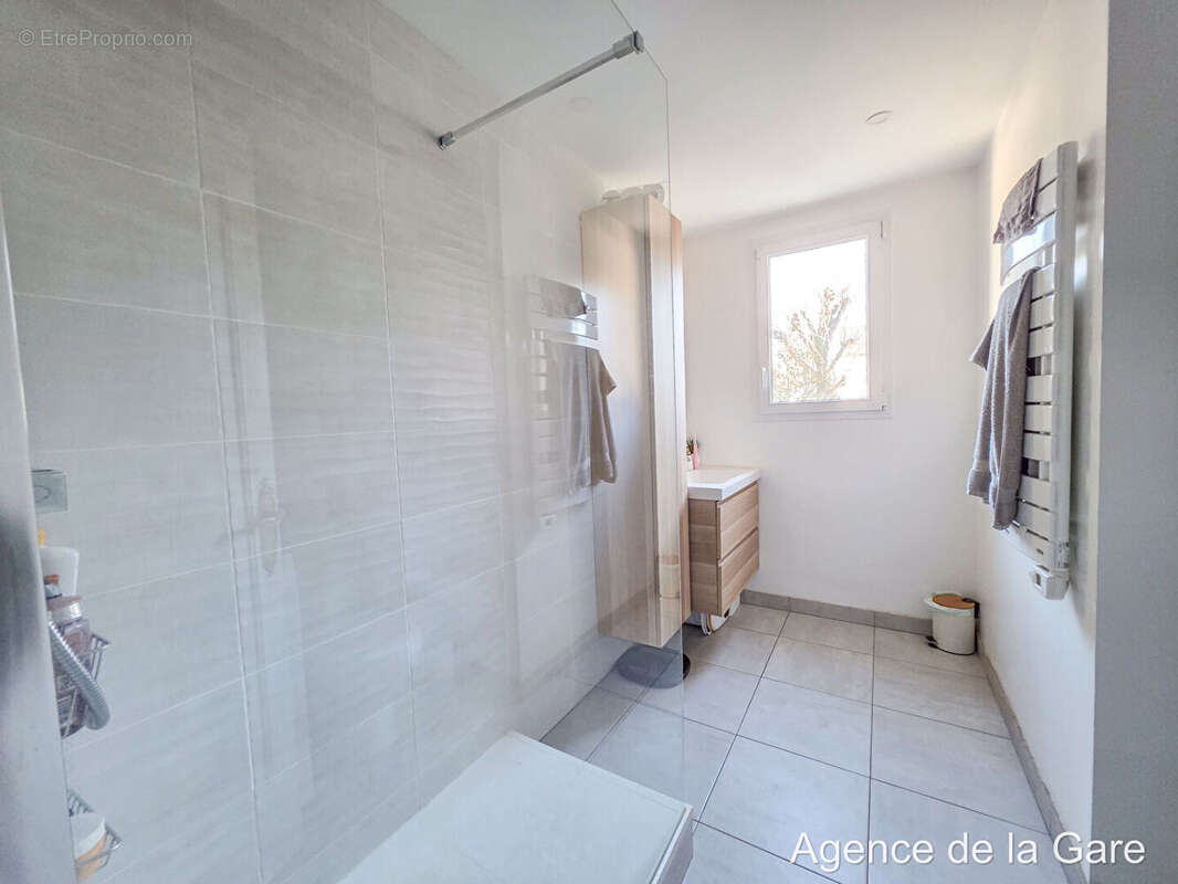 Appartement à MAISONS-LAFFITTE