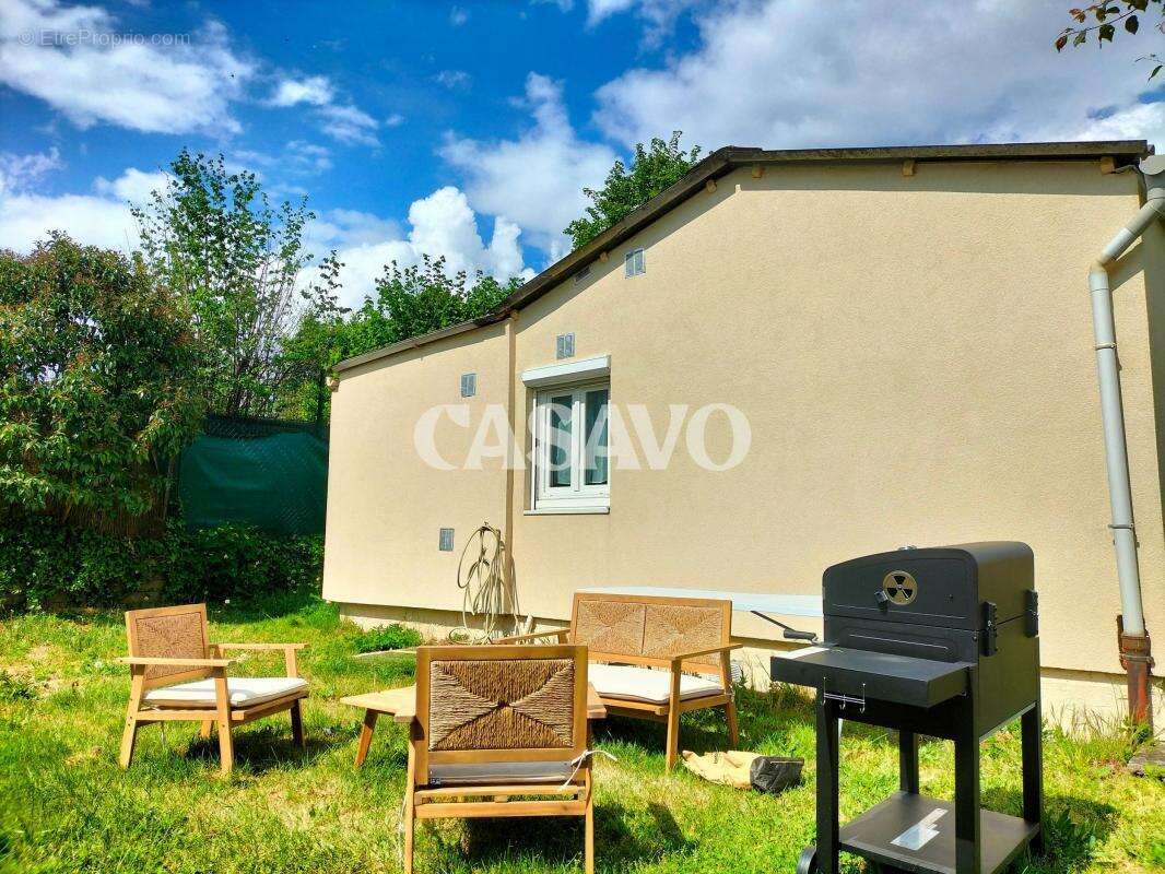 Maison à SAINT-PRIX