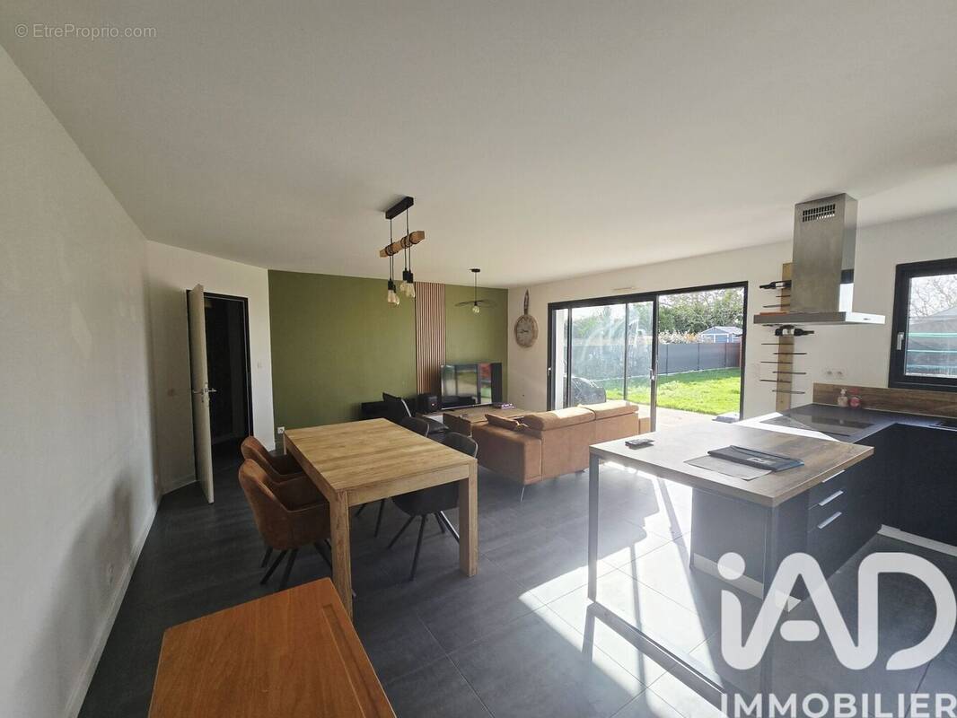 Photo 1 - Maison à CABARIOT