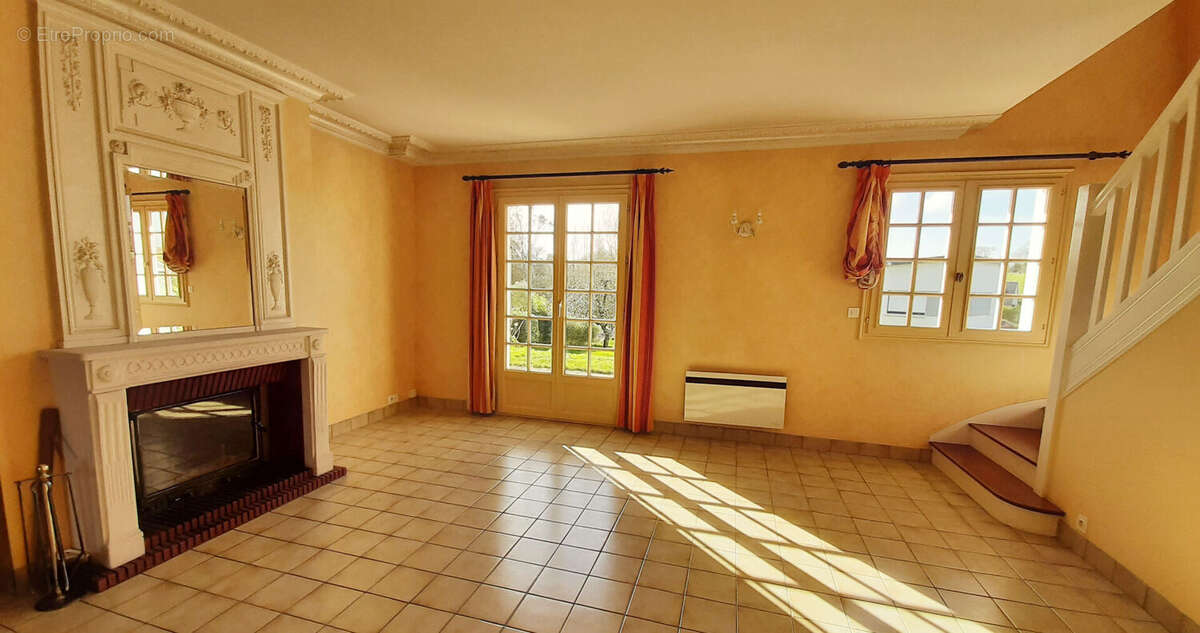 Maison à PLONEOUR-LANVERN