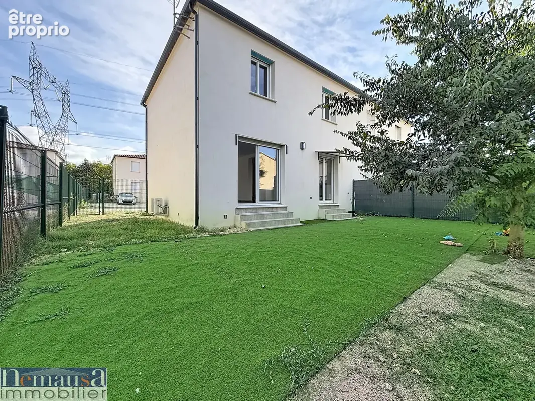La calmette   maison t4 de 91 m2   3 chambres   garage   stationnement   jardin   environnement calme - photo 2