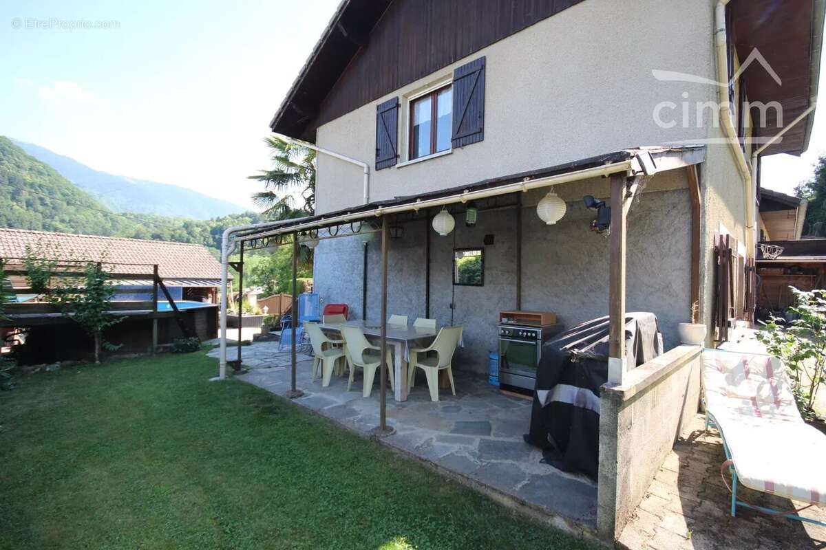 A vendre maison mitoyenne t3/4 102 m2 la rochette 73110 - photo 17