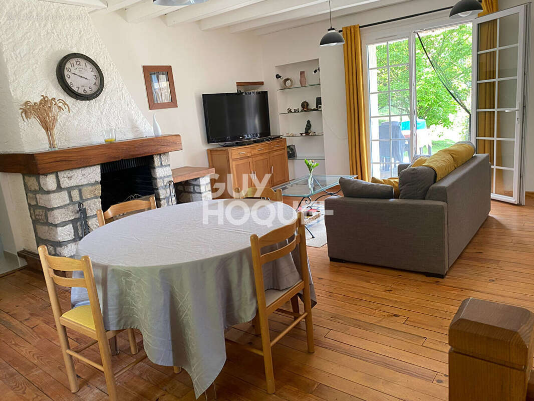 Maison à FONTENAY-LE-COMTE