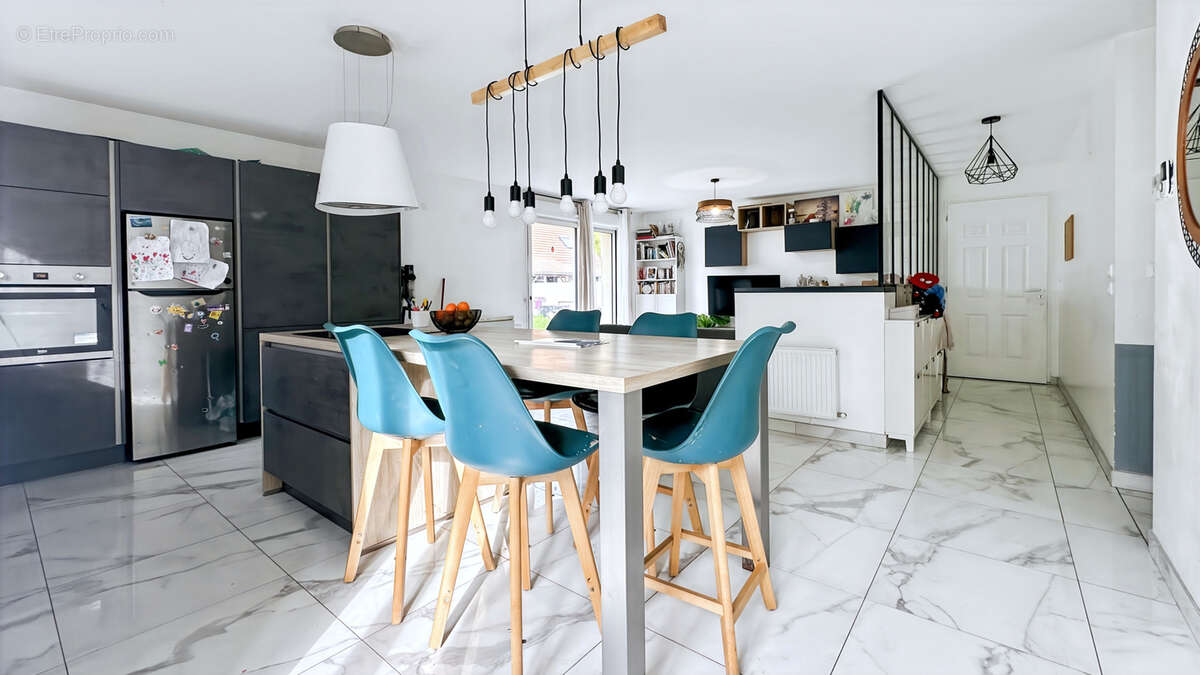 Maison à CHAILLY-EN-BIERE