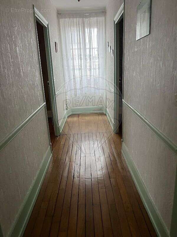 Maison à MONTEREAU-FAULT-YONNE