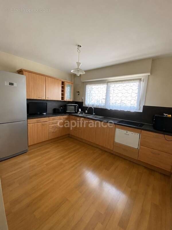 Appartement Lumineux à vendre Centre ville de SAINT DIZIER (52) - photo 3