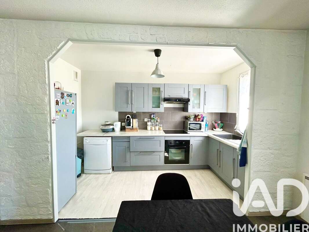 Photo 3 - Appartement à LIEUSAINT