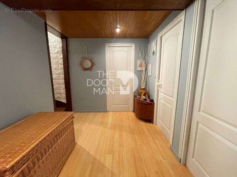 Maison 52000 - photo 21