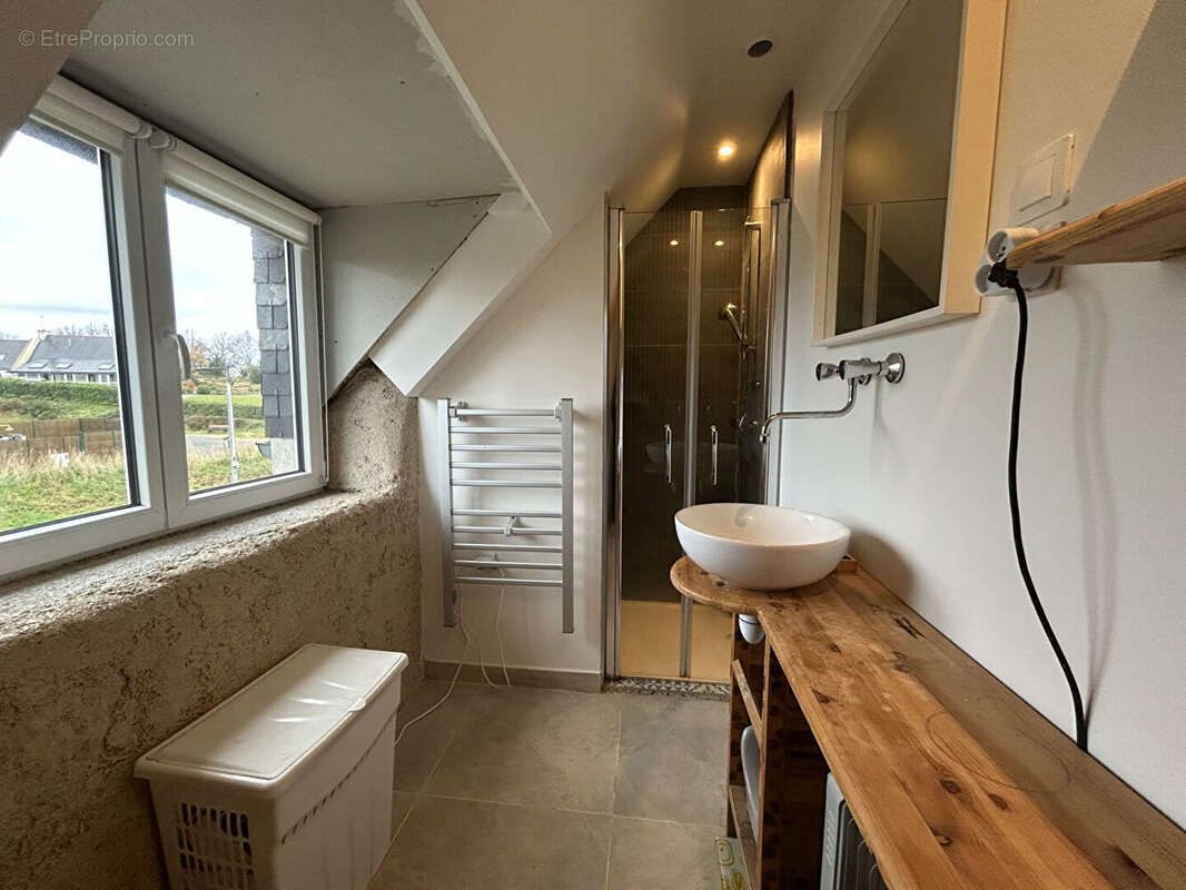 Maison à PLOUGONVEN