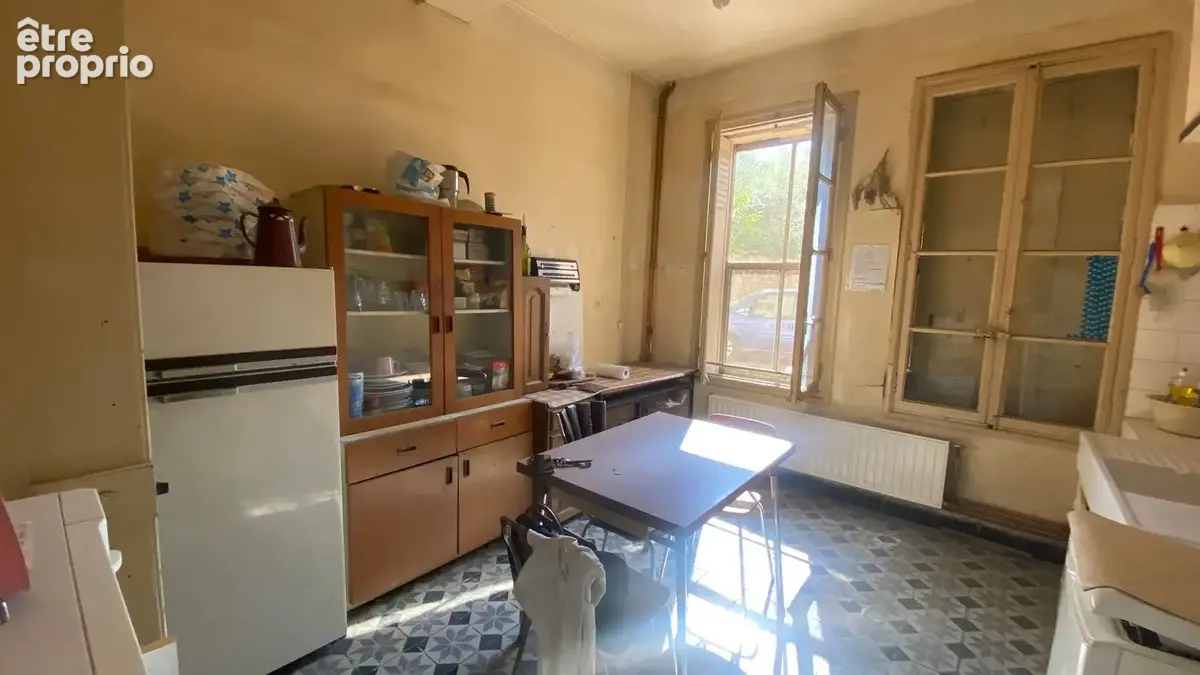 A vendre maison à rénover de 164 m2 avec cour et dépendances à Quarante   fort potentiel de division - photo 4