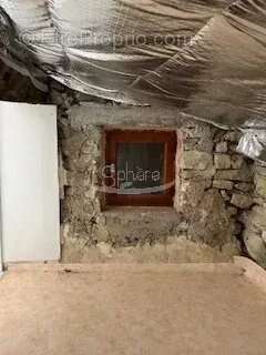 Maison à CONILHAC-DE-LA-MONTAGNE