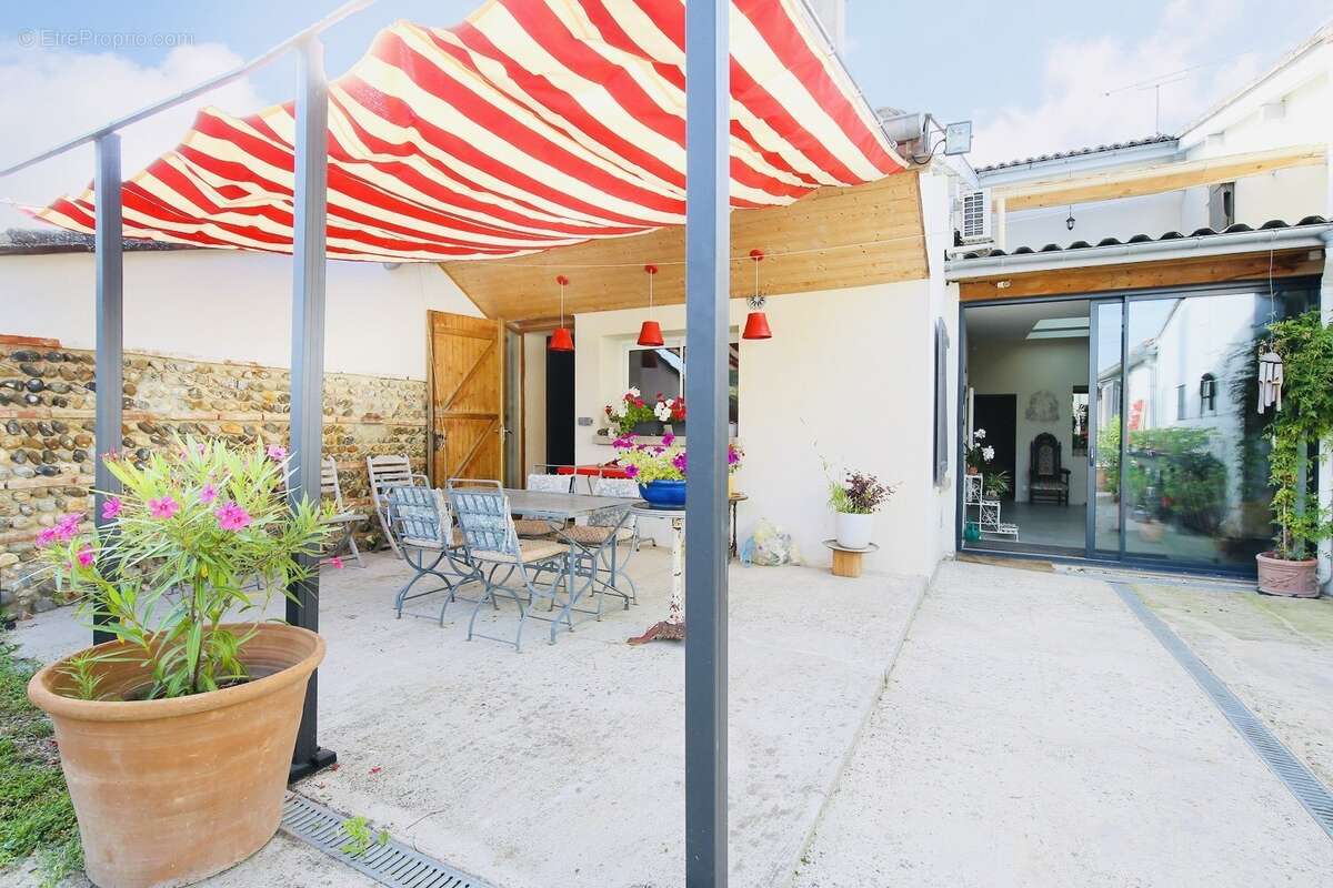 Maison à GRISOLLES