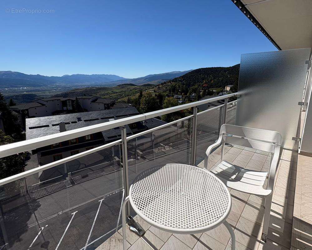 Appartement à FONT-ROMEU-ODEILLO-VIA