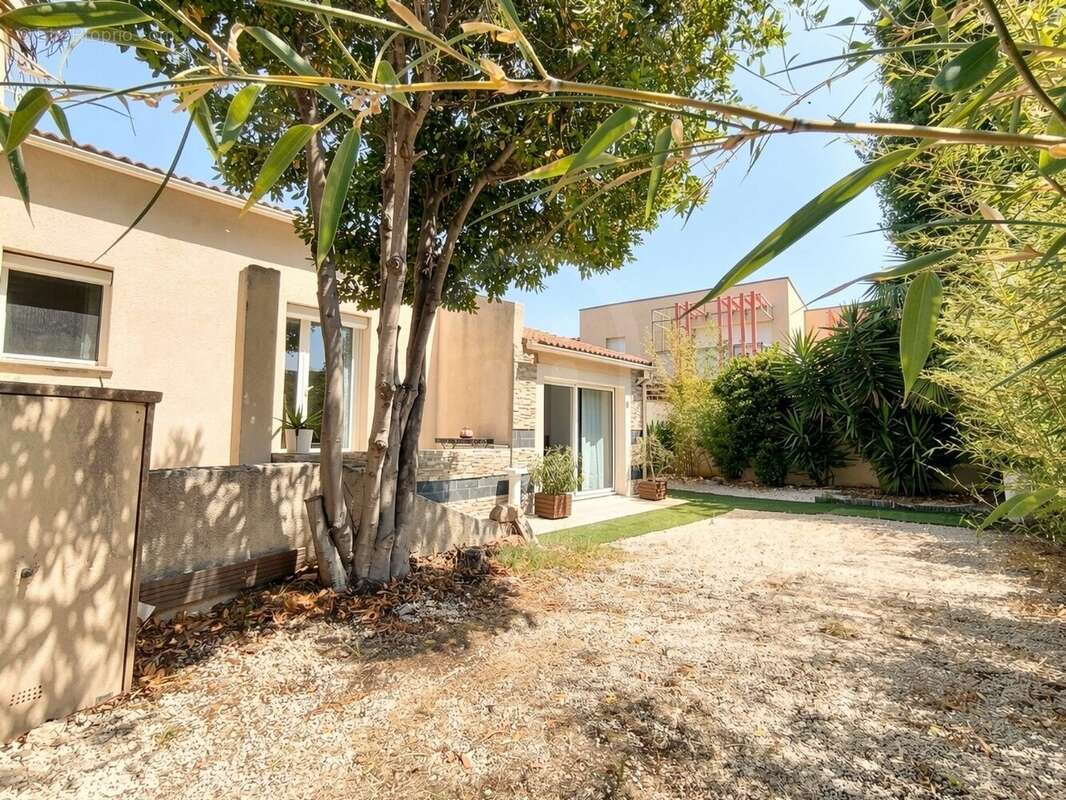 Frontignan - Proche Plages - Rénové - 90m² - photo 2