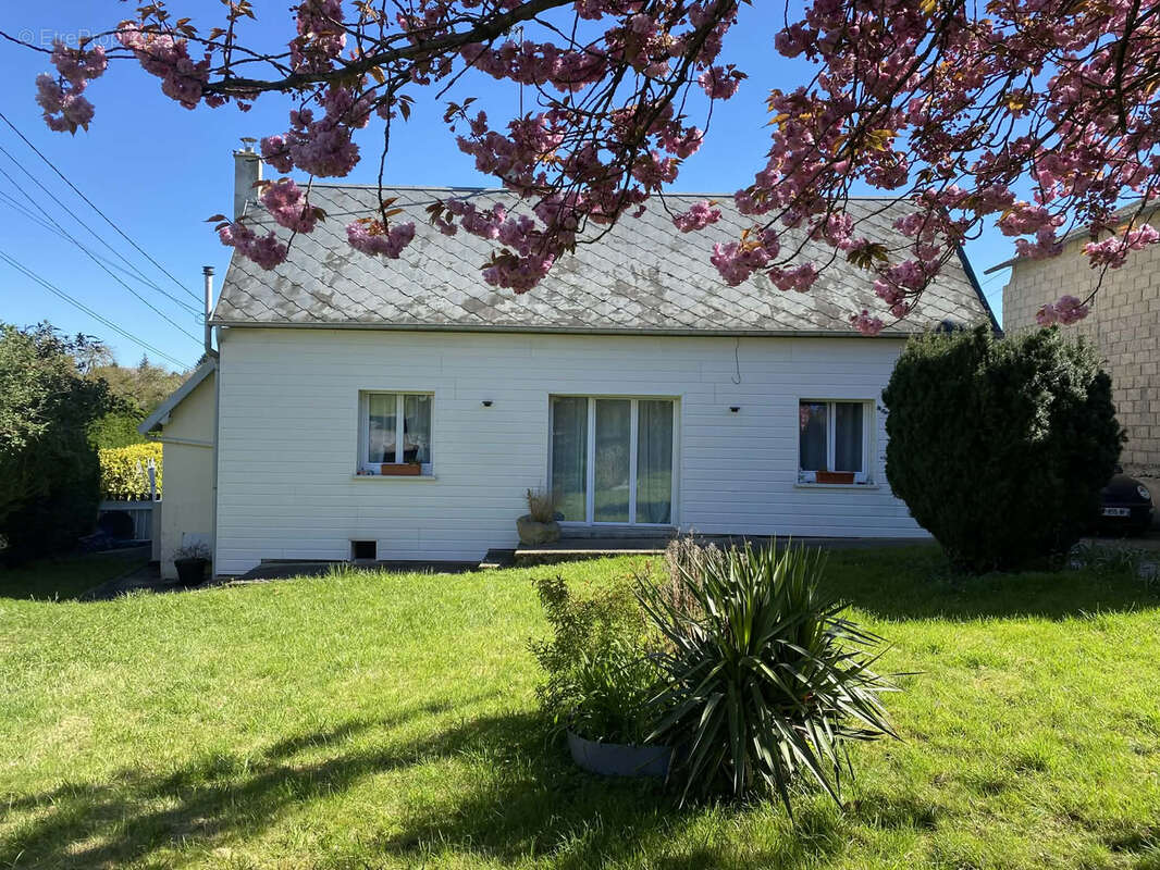 Maison à POIX-DE-PICARDIE