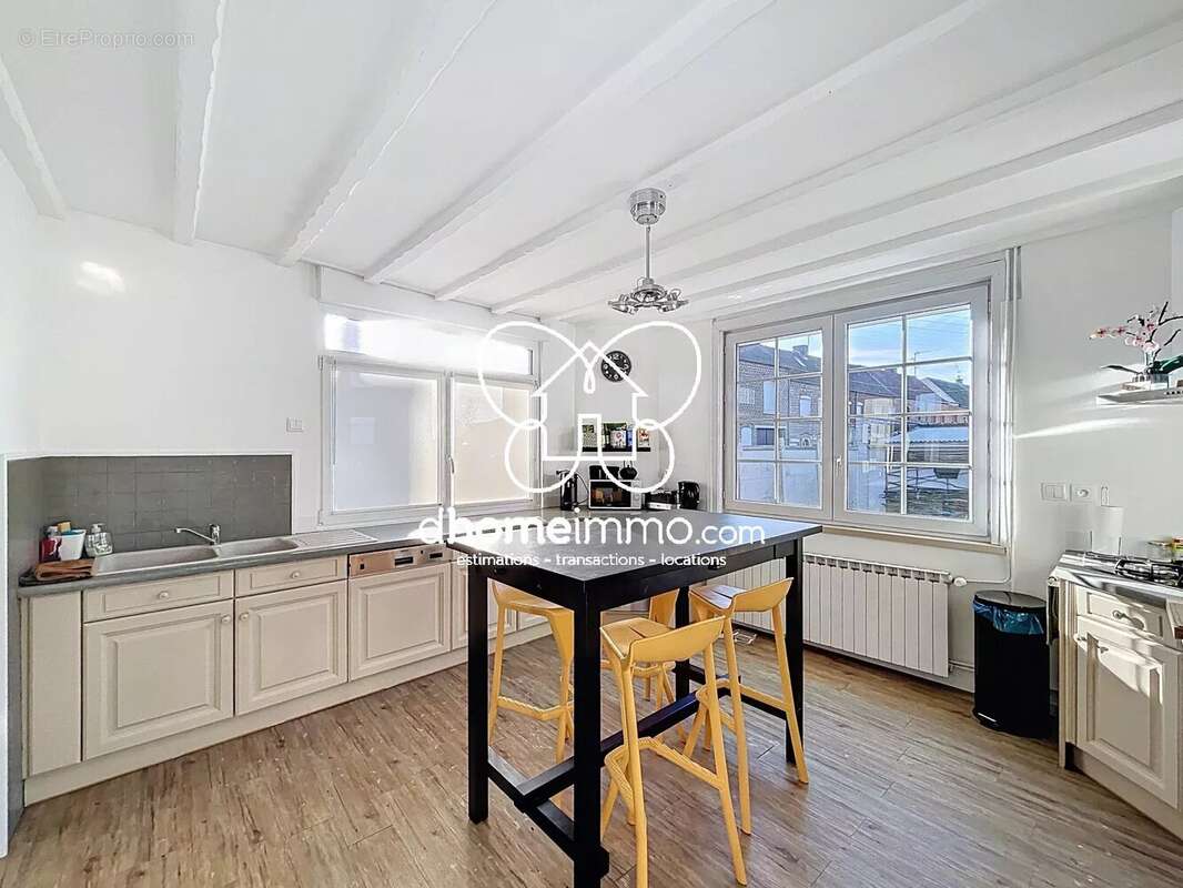 Maison à RAIMBEAUCOURT