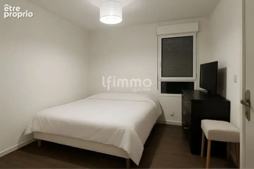 T3 71 m² – 2 grandes chambres – Balcon – Ascenseur – Parking – D - photo 4