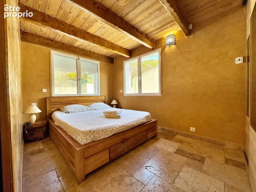 Maison 6 pièces 173 m² à vendre à Peyroules (04120) - photo 4