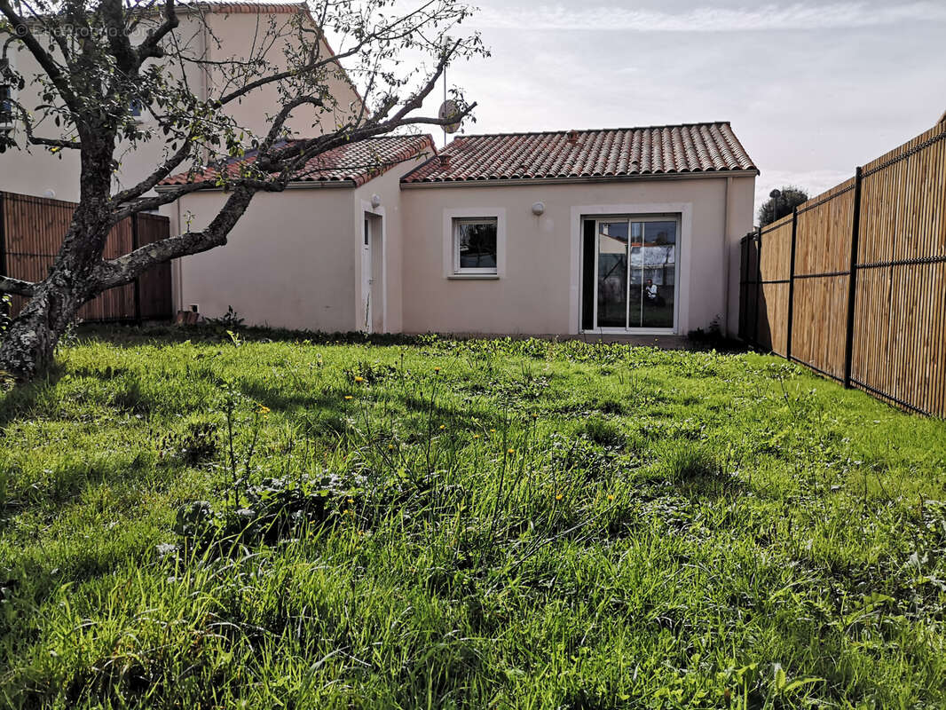 Maison à LES HERBIERS